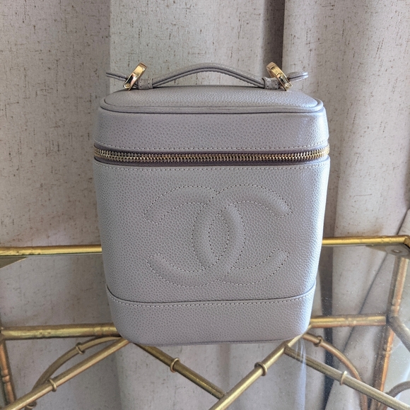 CHANEL Handbags - SOLD. Chanel Vintage Vanity Case